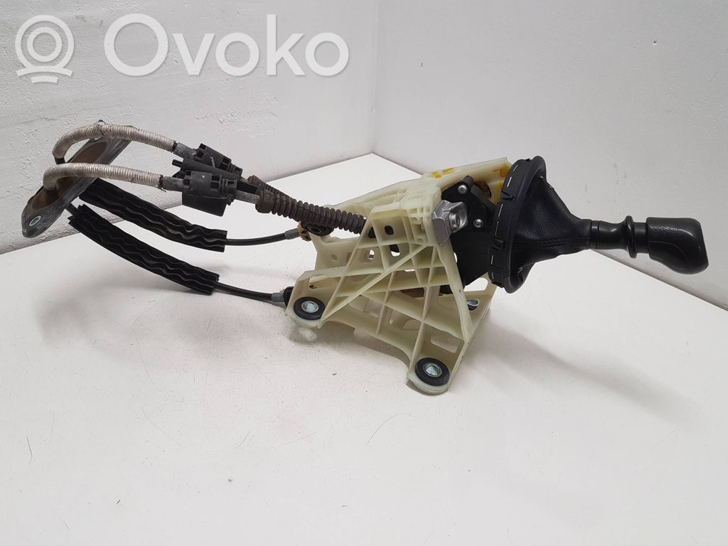 Volkswagen Transporter - Caravelle T5 Lewarek zmiany biegów / górny 