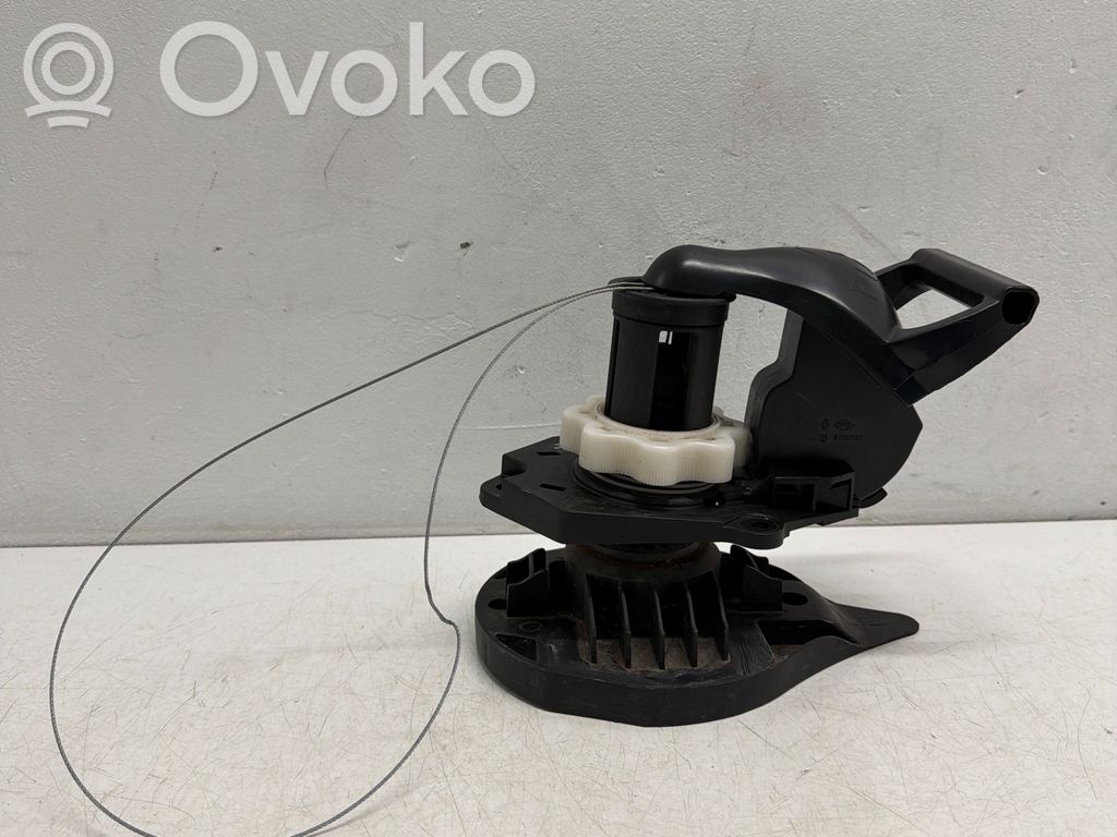 Renault Clio IV Spare wheel mounting bracket 