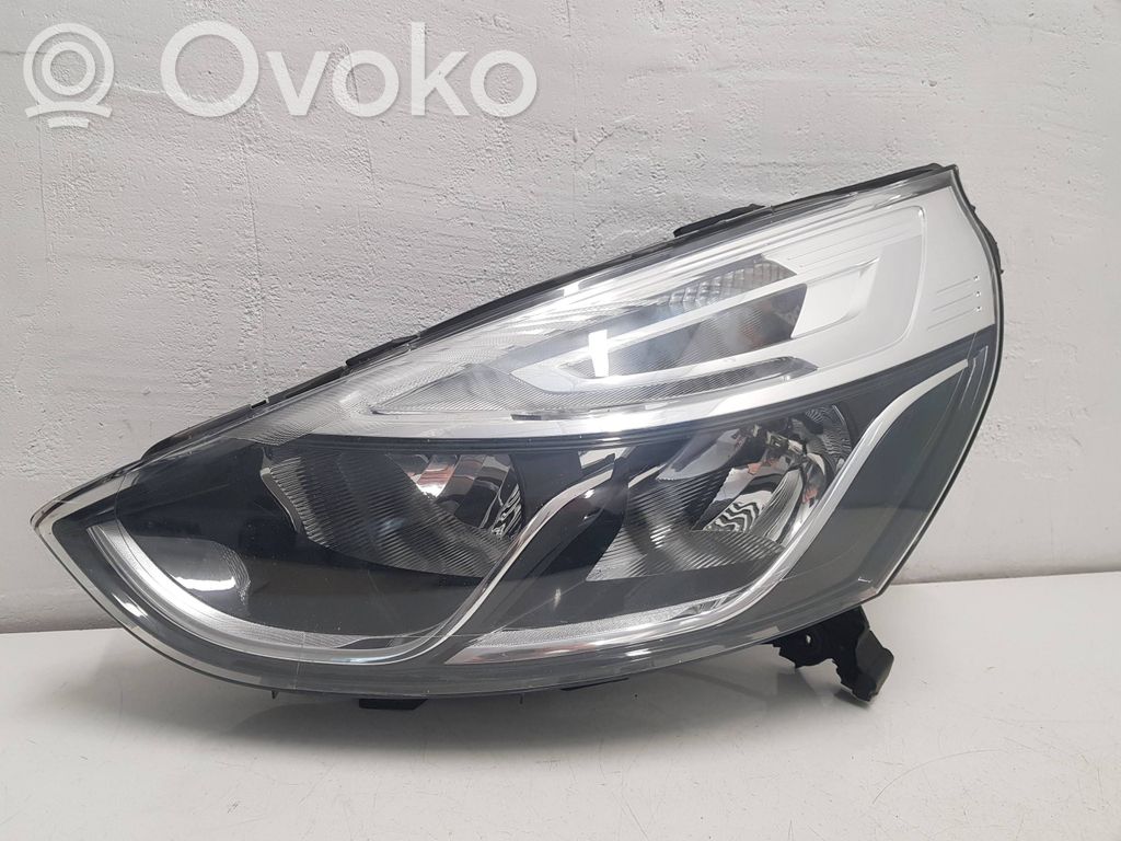 Renault Clio IV Scheinwerfer 