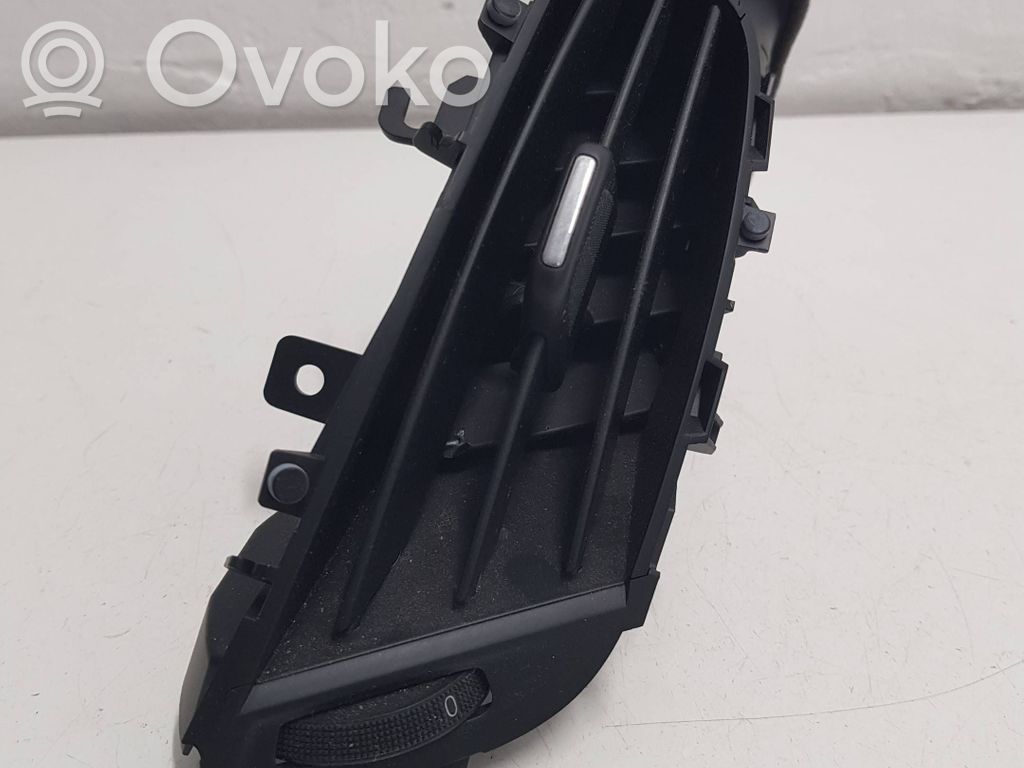 Opel Zafira C Grilă ventilație centrală 