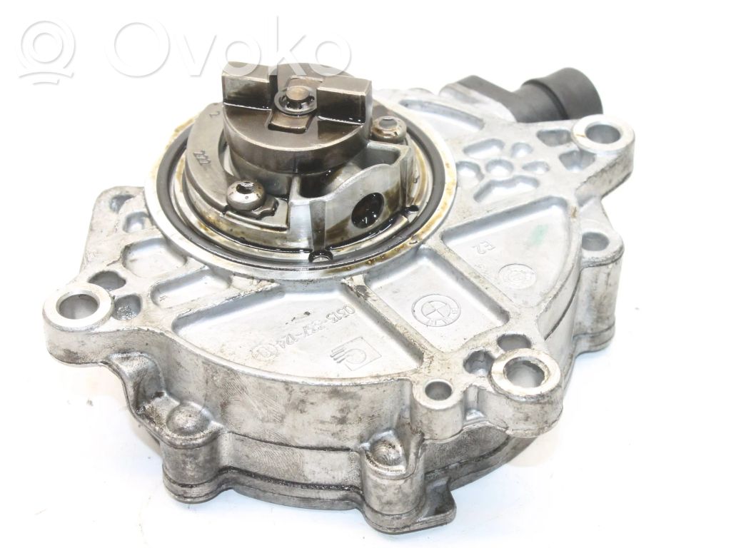 BMW 3 E92 E93 Vacuum pump 