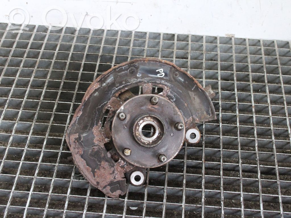 Cubo de rueda delantera
