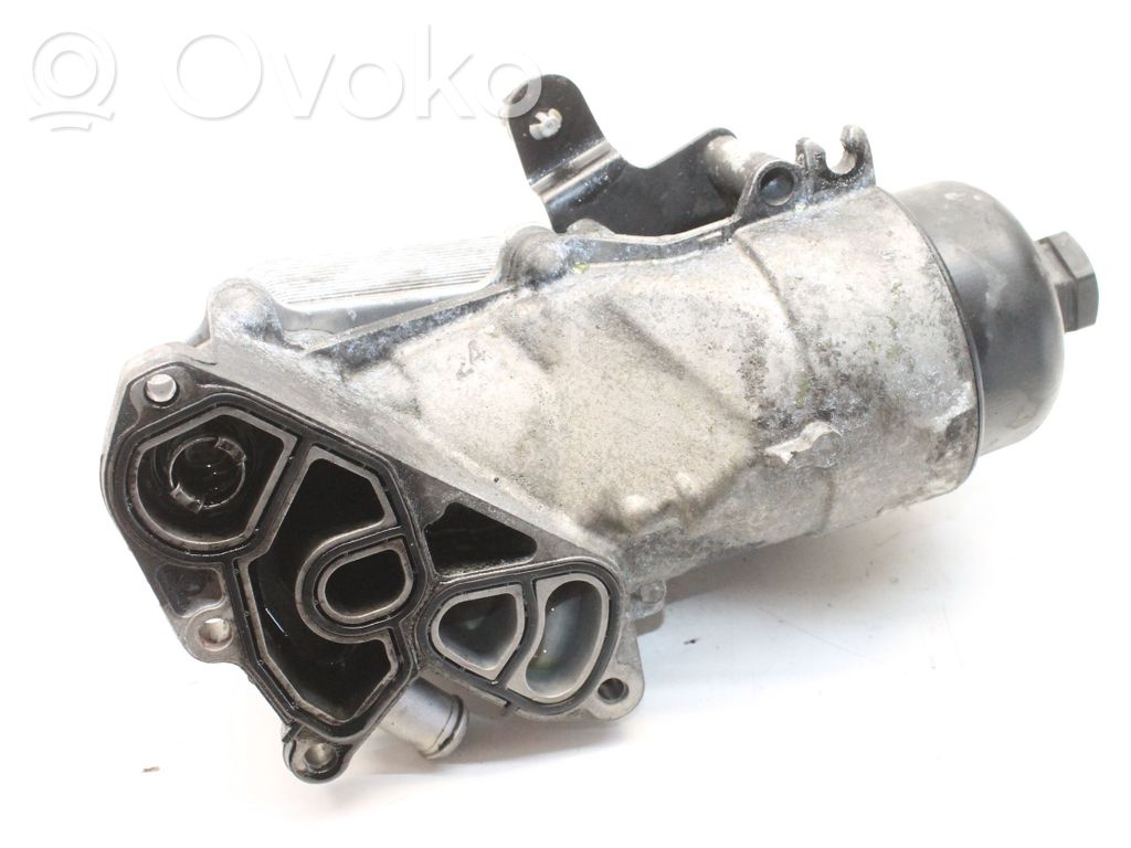 Oil filter mounting bracket