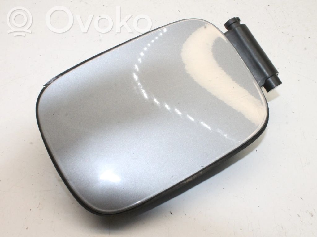 Polttoainesäiliön korkki