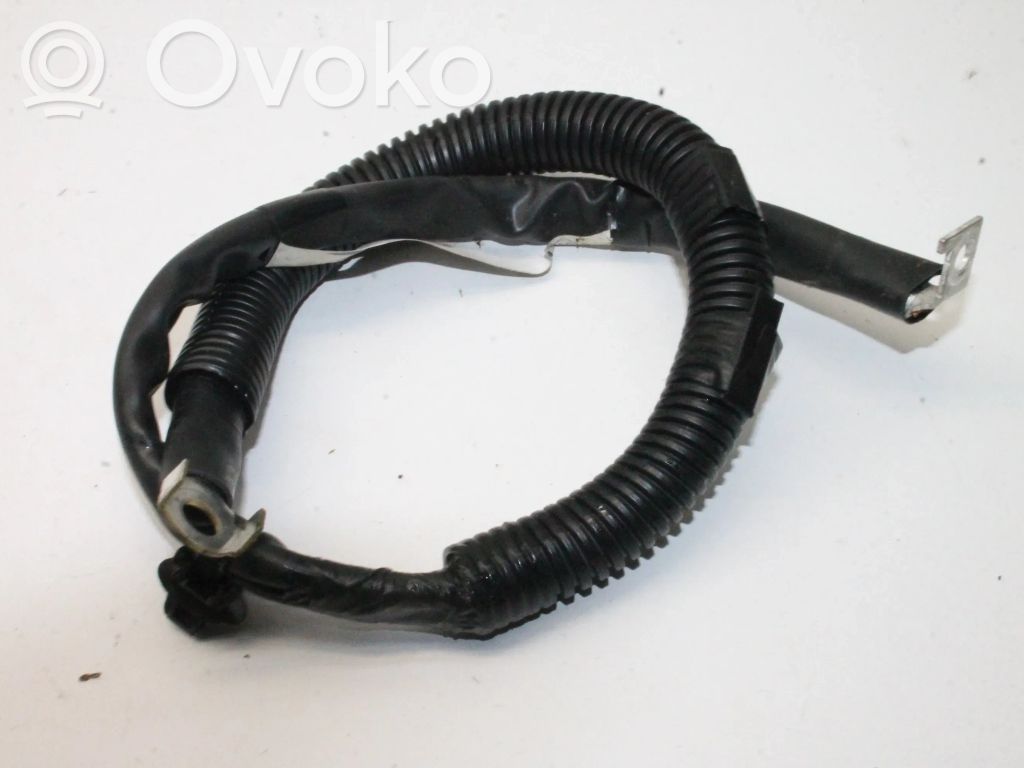 Mitsubishi Outlander Cable positivo (batería) 