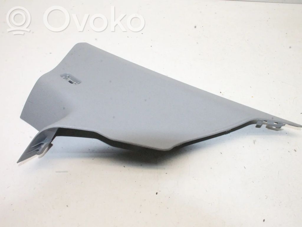 BMW 1 E82 E88 (B) pillar trim (top) 
