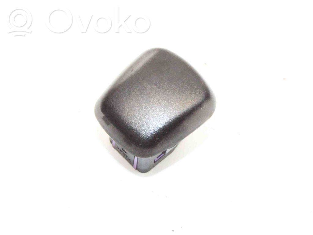 Sensor de luz solar   AV1T19E663BA