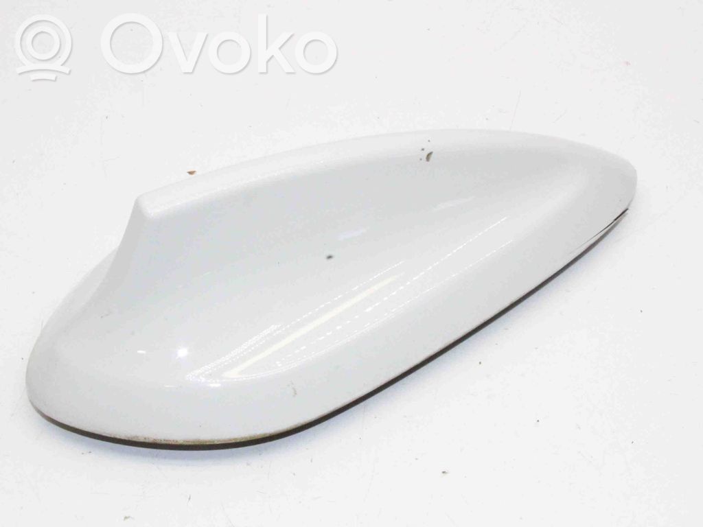 BMW 1 F40 Roof (GPS) antenna cover 