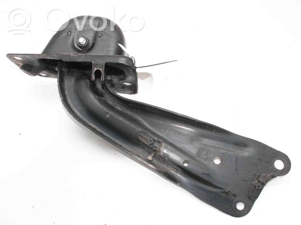 Volkswagen PASSAT B8 Braccio di controllo sospensione posteriore superiore/braccio oscillante
