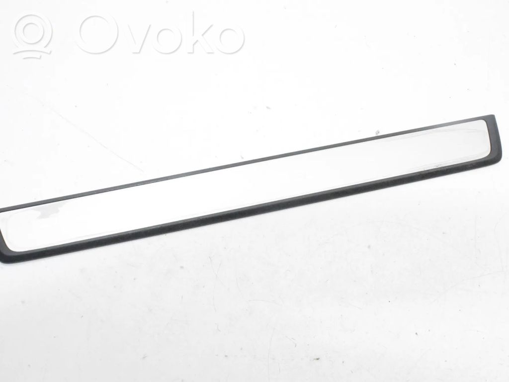 Volvo XC40 Apărătoare laterală spate 