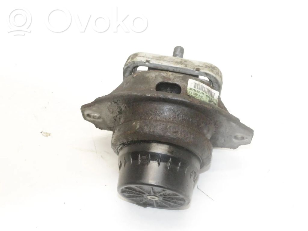 Land Rover Range Rover Sport L320 Wspornik / Mocowanie silnika 