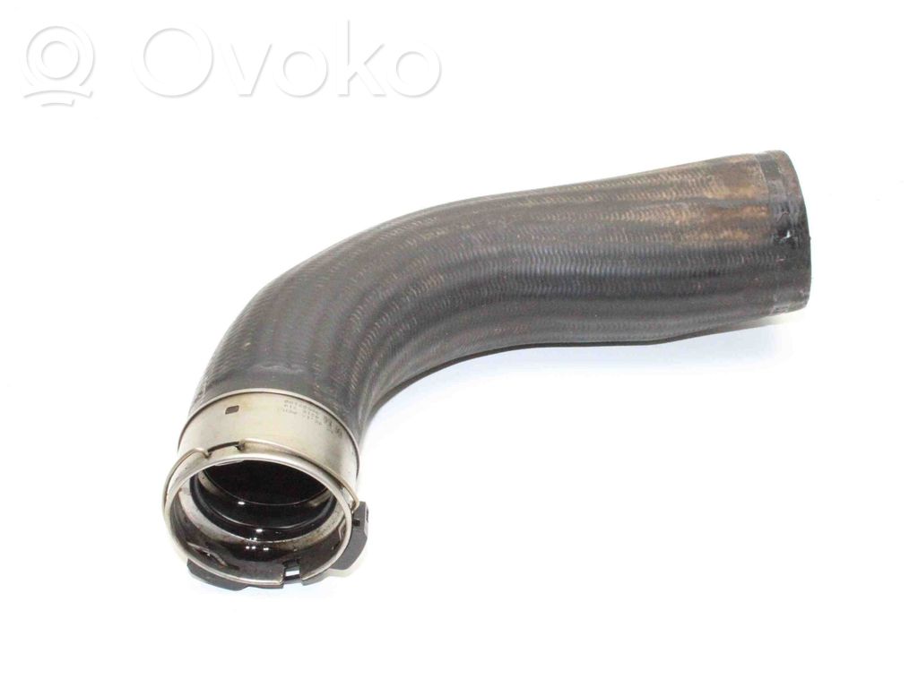 Volvo V40 Manguera/tubo del intercooler 