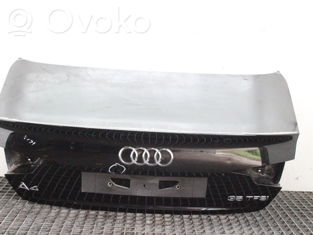 Audi A4 S4 B9 8W Aizmugurējais pārsegs (bagāžnieks) 