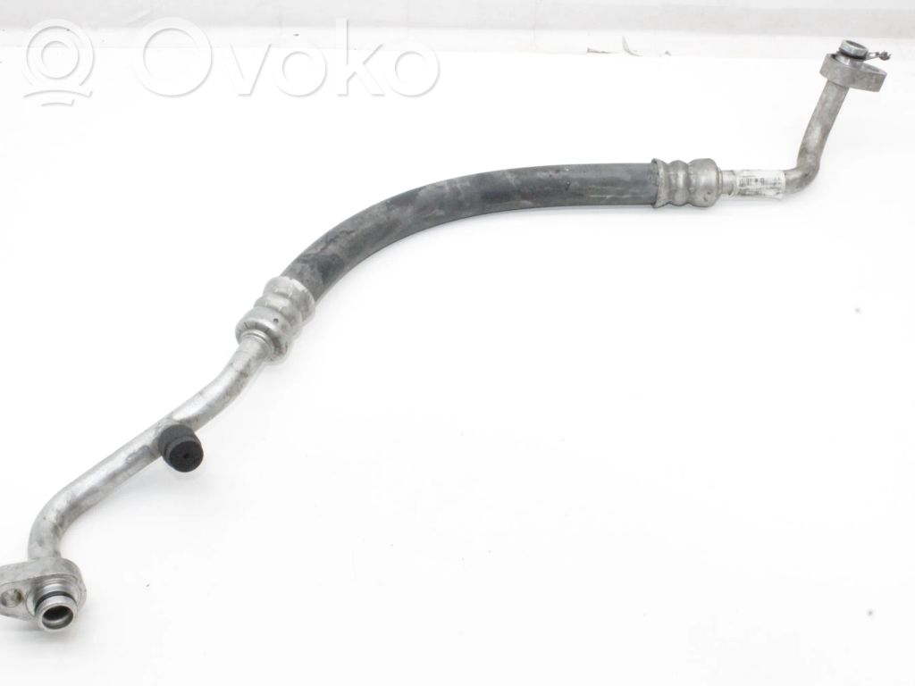Chrysler 300 - 300C Ilmastointilaitteen putki (A/C) 