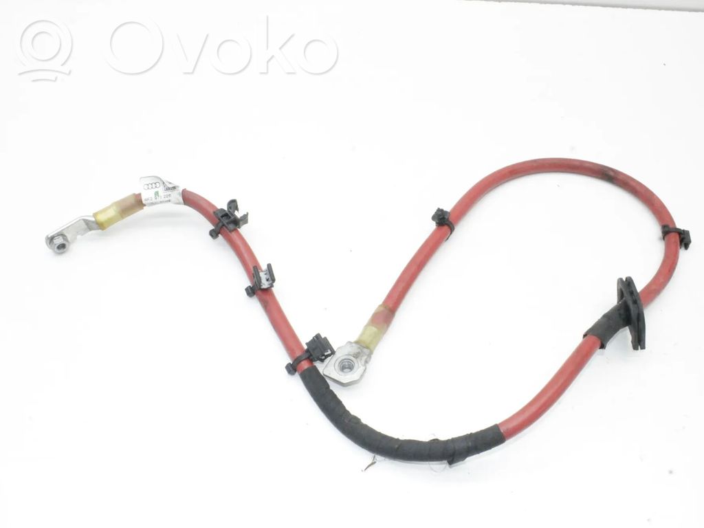 Cable positivo (batería)   4K2971226
