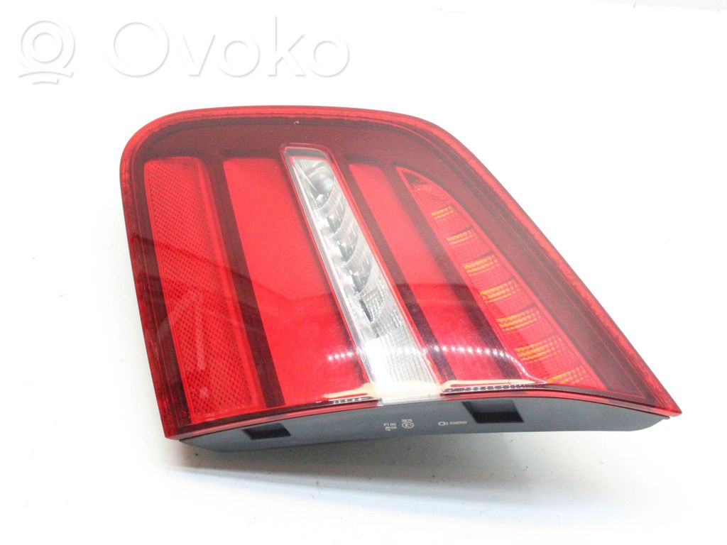 Mercedes-Benz B W246 W242 Lampy tylnej klapy bagażnika 