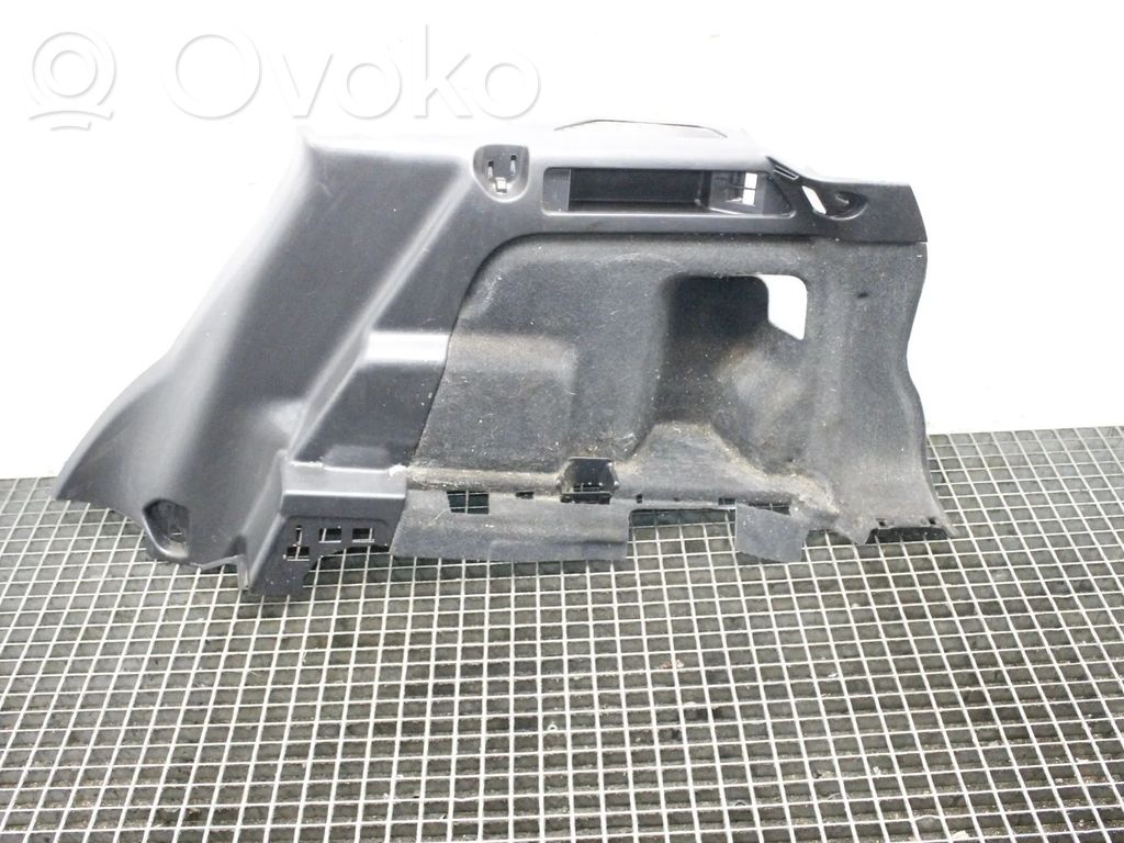 Land Rover Discovery Sport Boczek / Tapicerka / bagażnika 