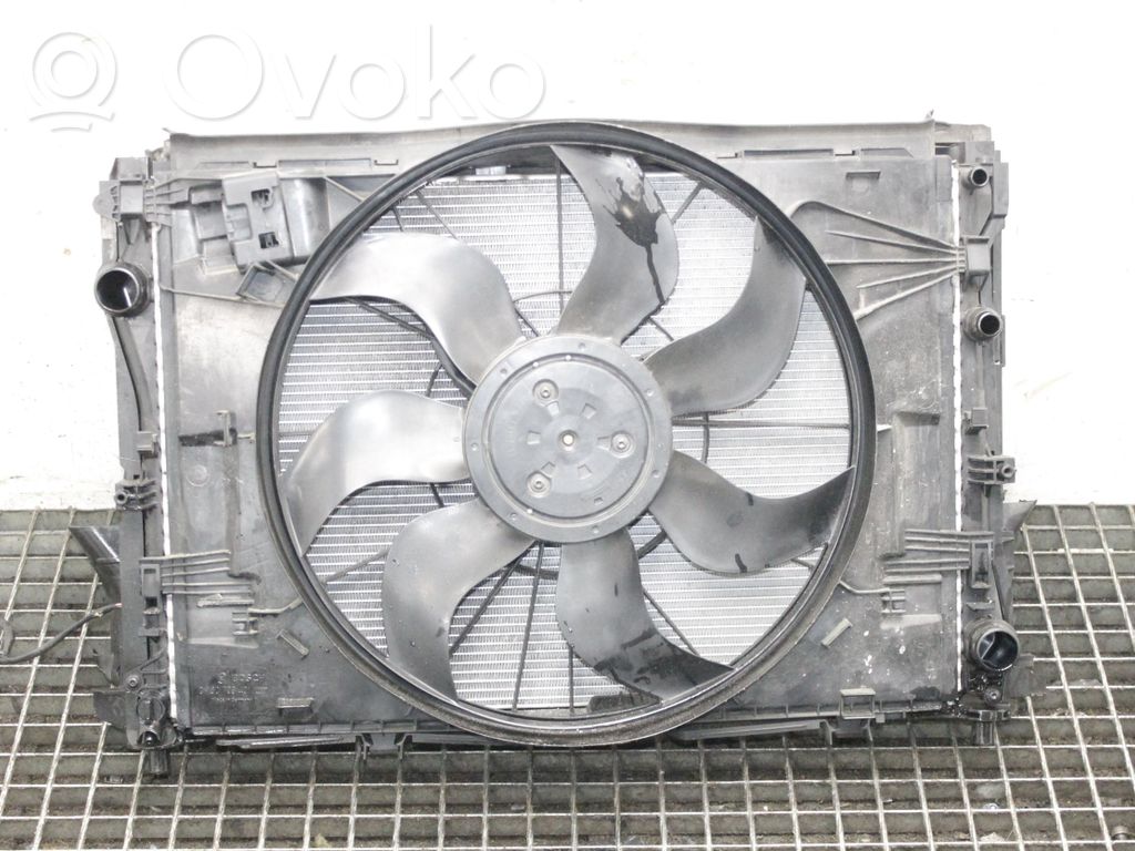 Mercedes-Benz C W205 Set del radiatore