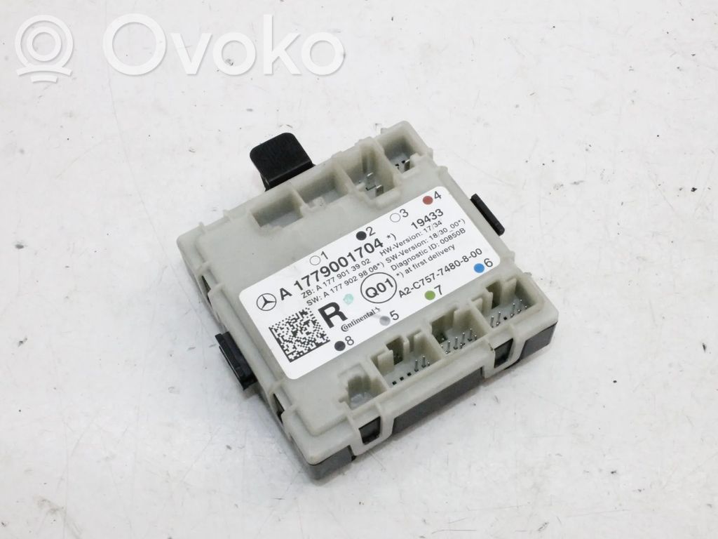Unité de commande module de porte   A1779001704
