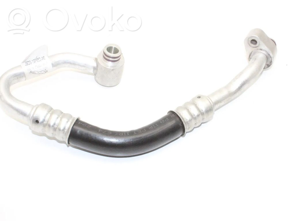 Ilmastointilaitteen putki (A/C)   J9D319F652A6