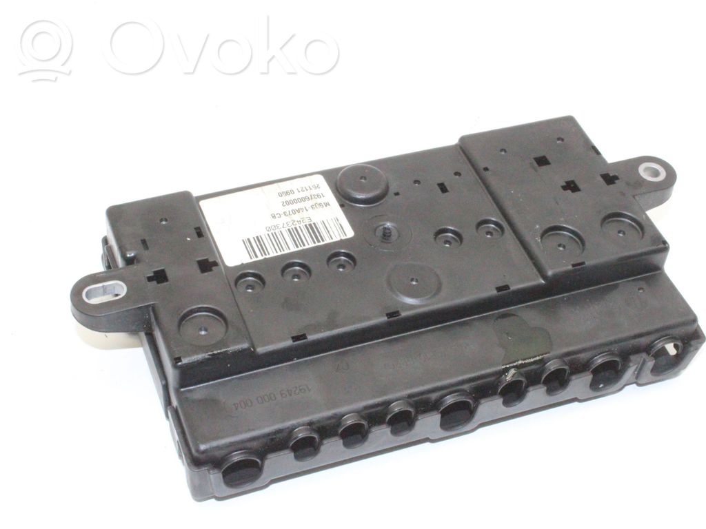 Jaguar I-Pace Fuse module 