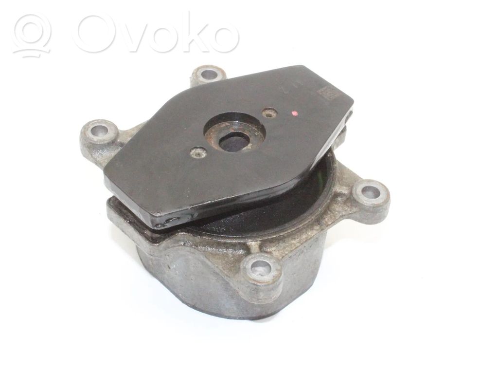 Soporte de montaje del motor   J9D37M121AD