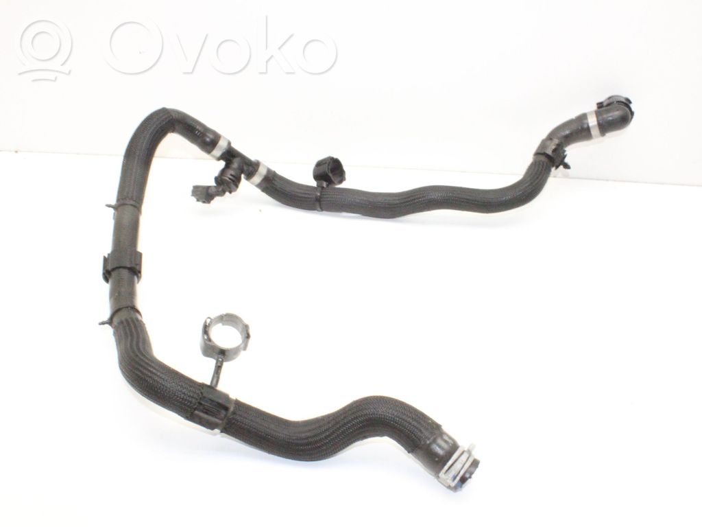 Jaguar I-Pace Engine coolant pipe/hose 