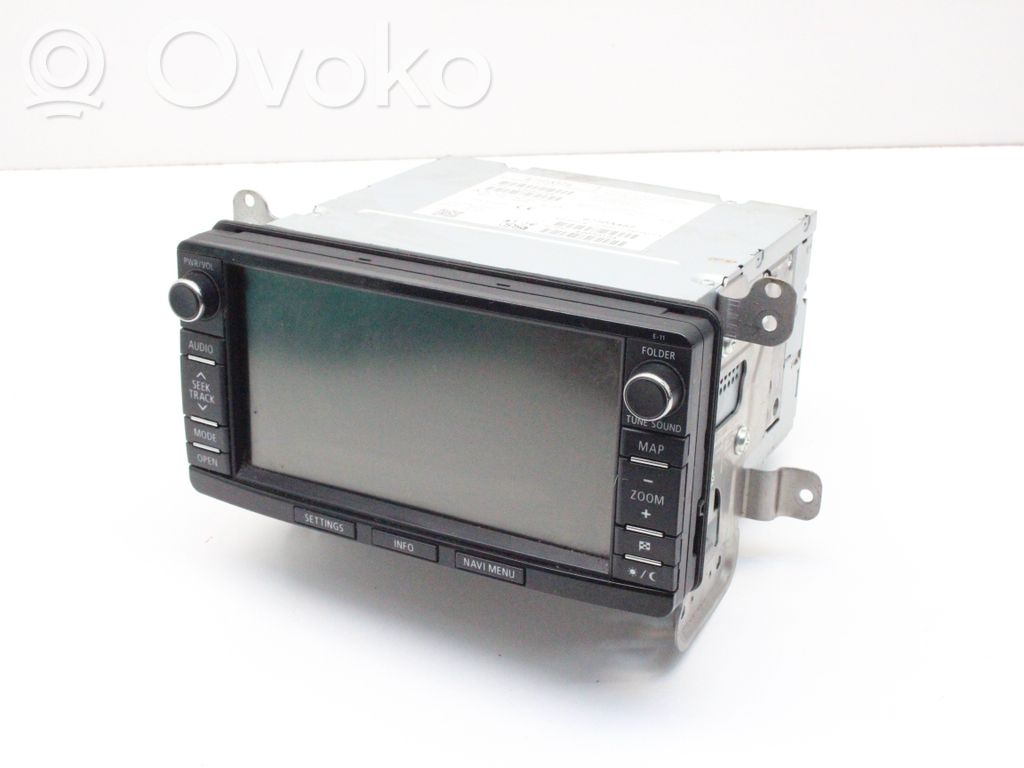 Mitsubishi Outlander Panel / Radioodtwarzacz CD/DVD/GPS 