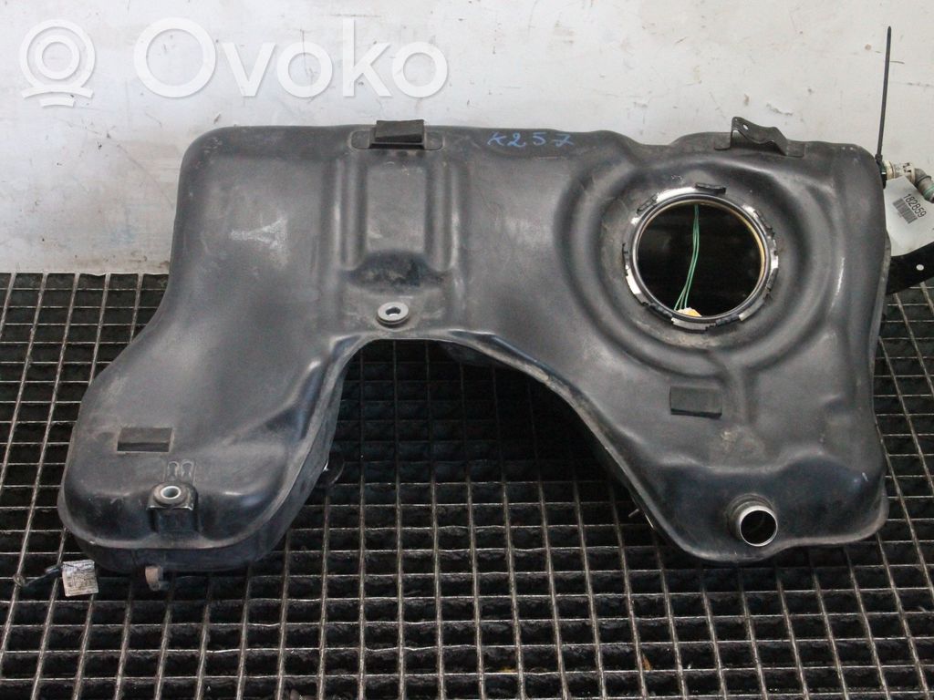 BMW 3 F30 F35 F31 Serbatoio del carburante 