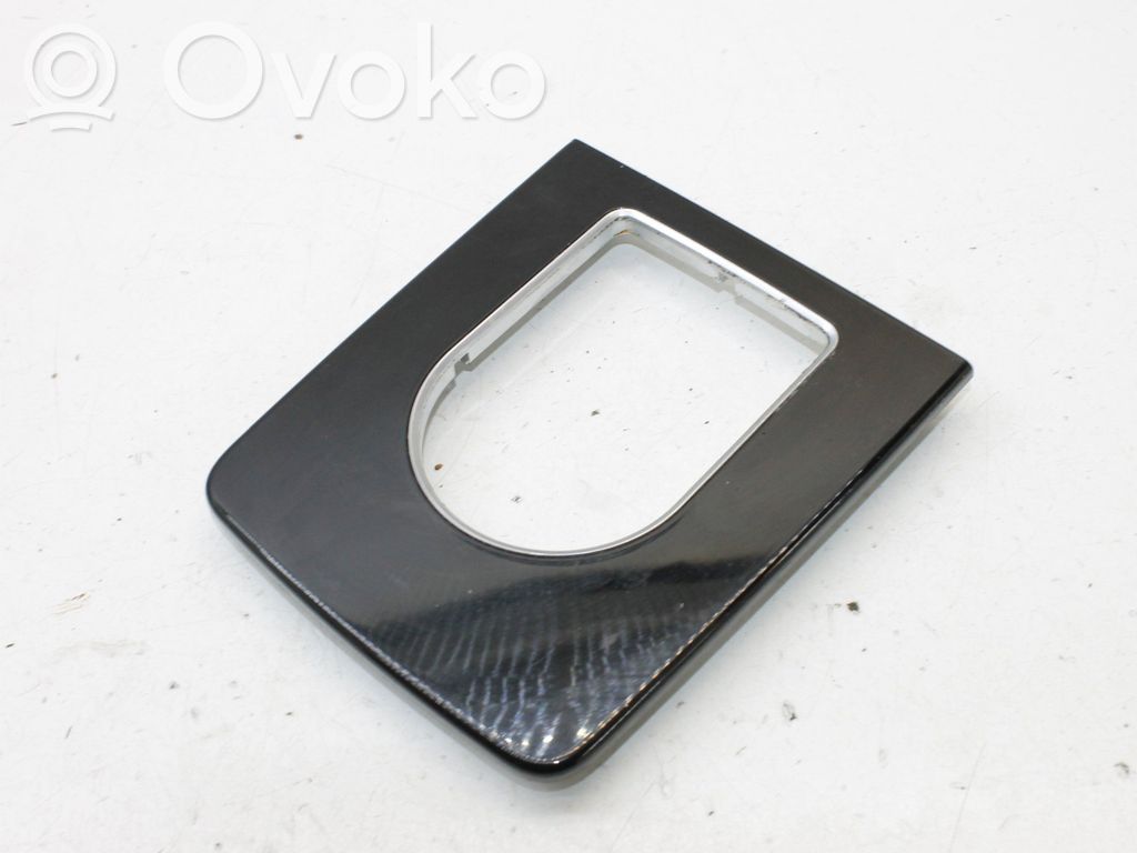 Contour de levier de vitesses   GX73045K08A