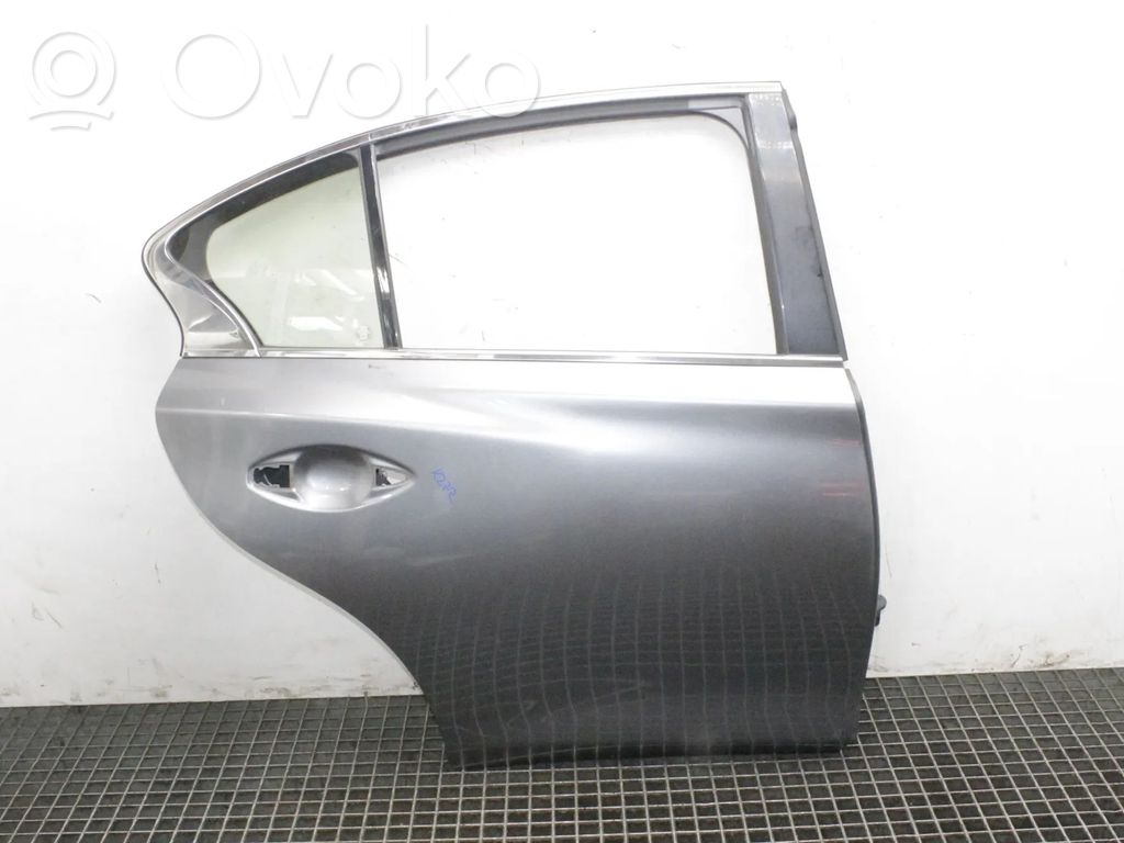 Infiniti Q50 Puerta trasera 