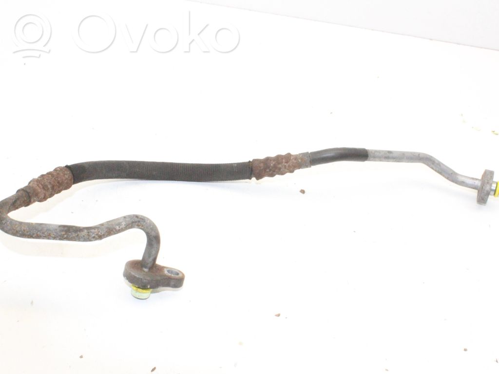 Ilmastointilaitteen putki (A/C)   31315112