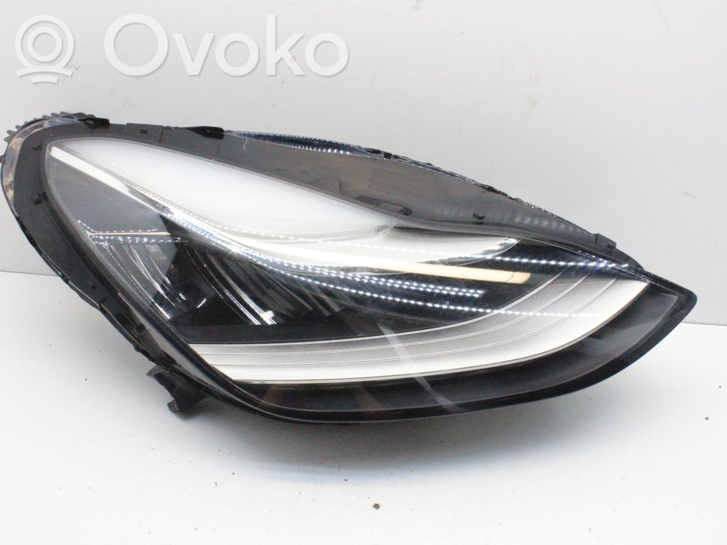 Tesla Model 3 Headlight/headlamp 