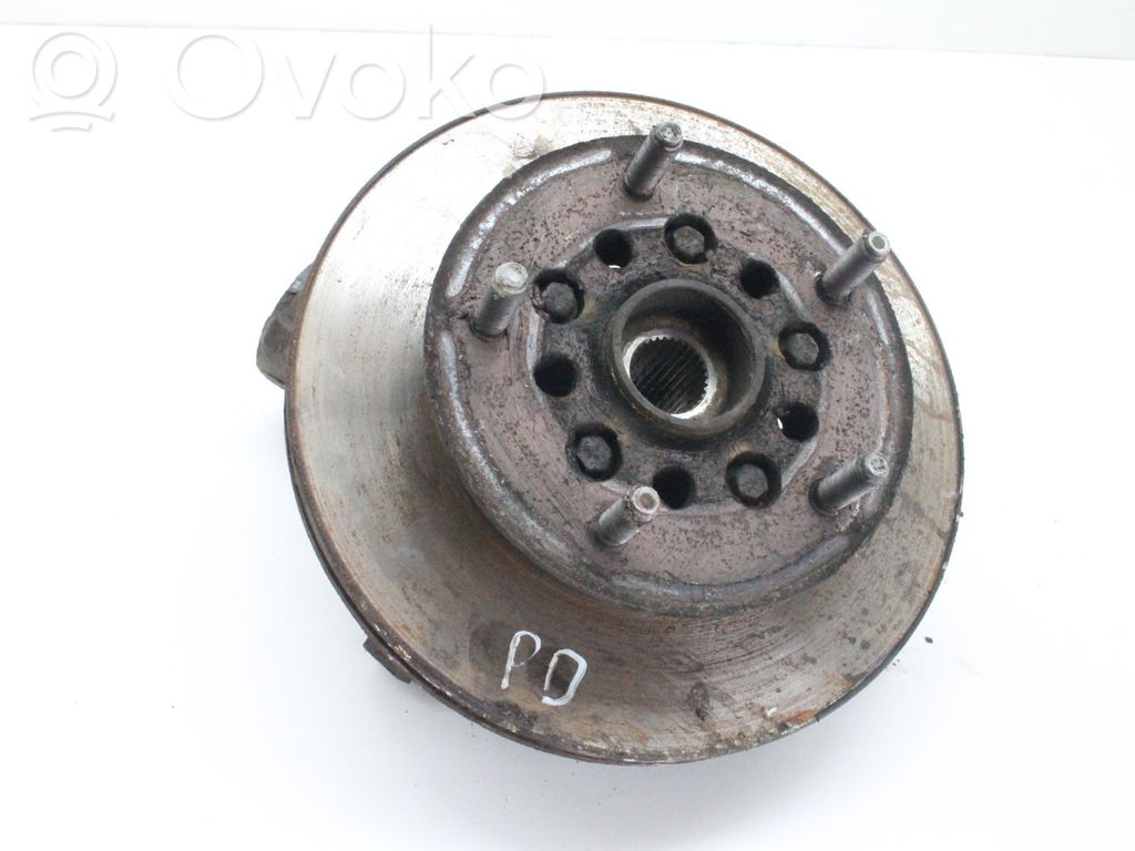 Front wheel hub