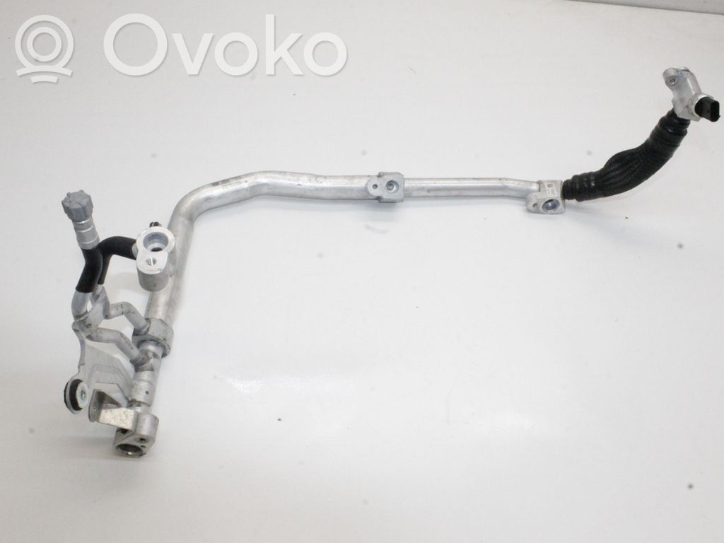 Ilmastointilaitteen putki (A/C)   9JA816112G