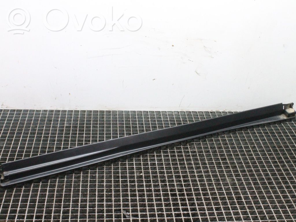 Próg   71800T0GA