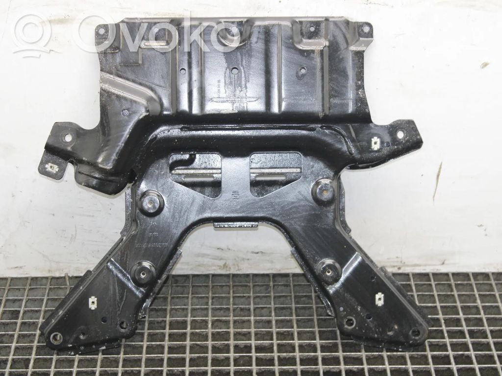 Audi e-tron Engine splash shield/under tray 