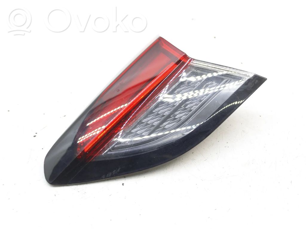 Opel Corsa F Luci posteriori del portellone del bagagliaio