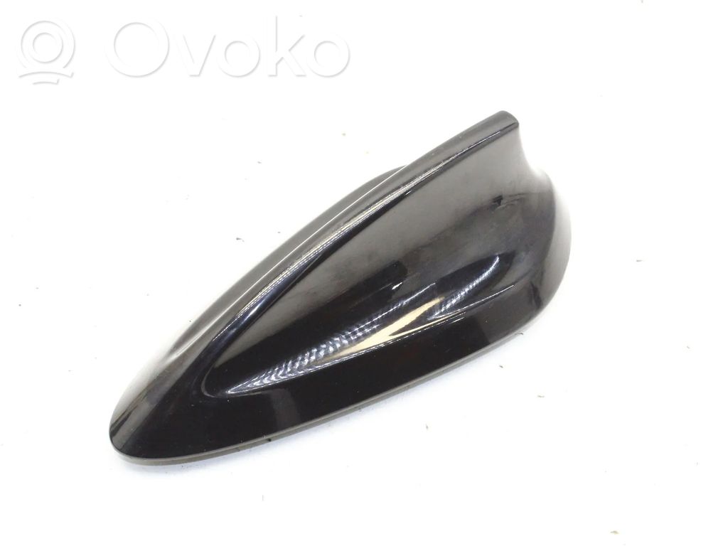 BMW 1 F40 Osłona anteny dachowej GPS 