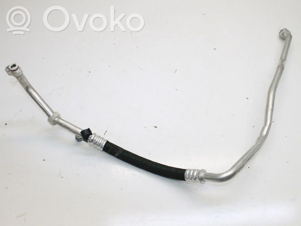 BMW 1 F40 Conductă/furtun aer condiționat (A/C) 