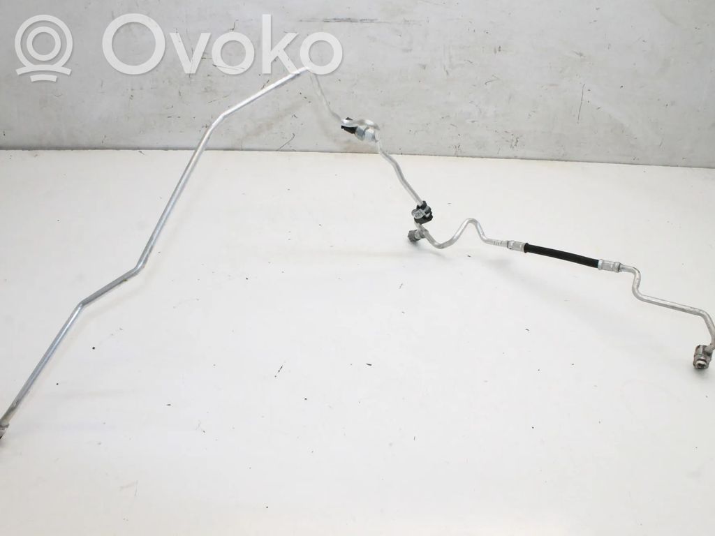 BMW 1 F40 Conductă/furtun aer condiționat (A/C) 