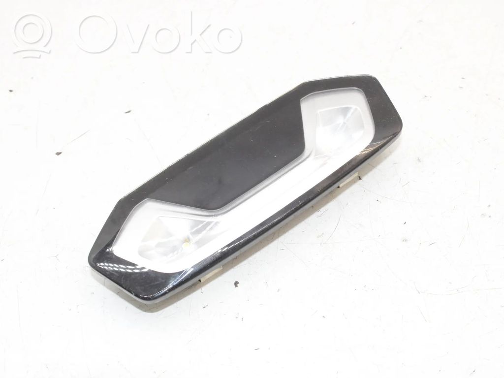 BMW 1 F40 Światło fotela przedniego 