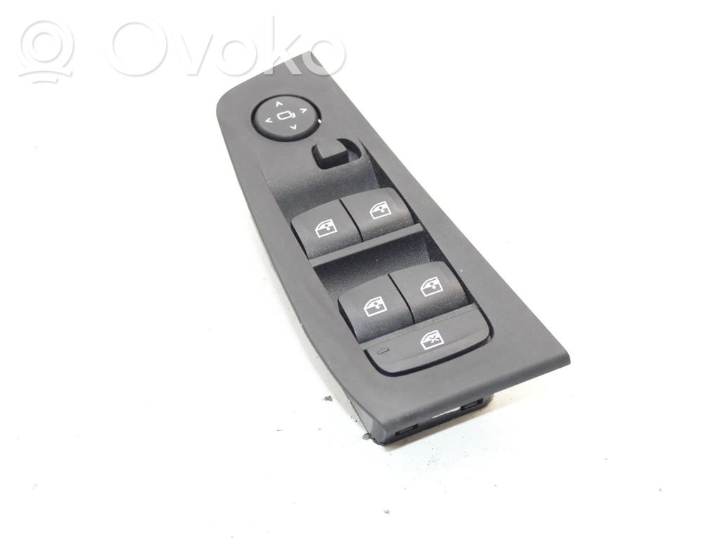 Electric window control switch   7950754
