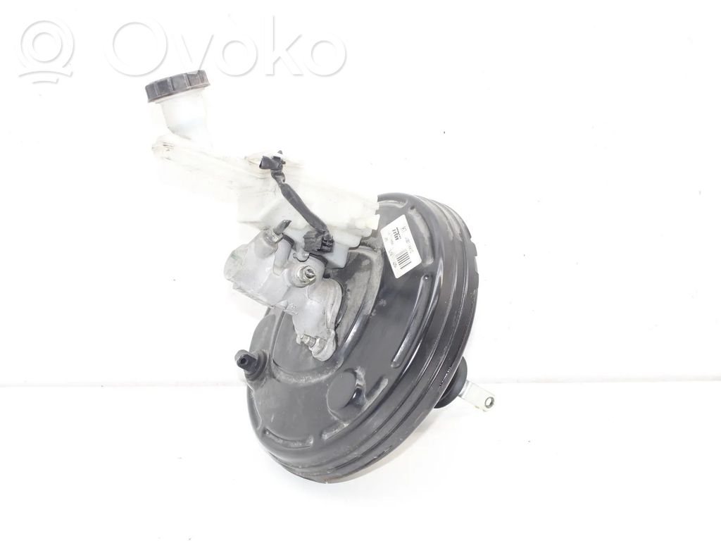 Nissan Juke I F15 Servofreno