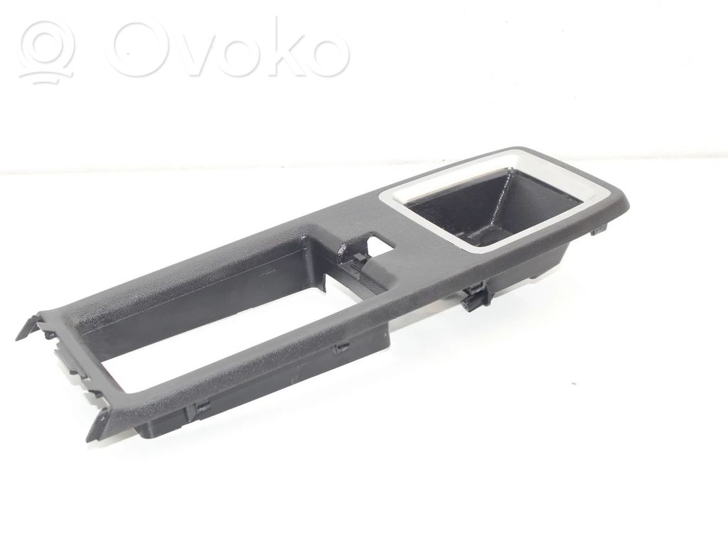 Renault Megane E-Tech Kita centrinė konsolės (tunelio) detalė 