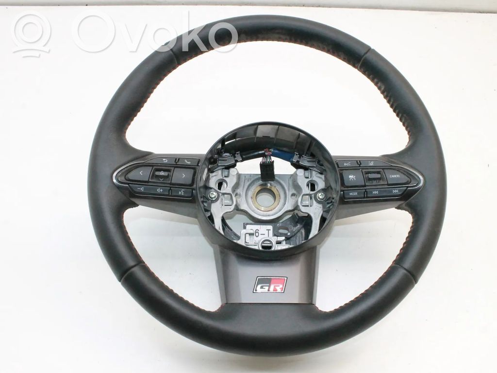 Toyota Yaris XP210 Volan 