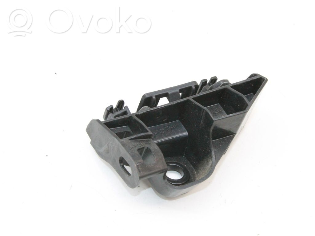 Toyota Yaris XP210 Staffa di rinforzo montaggio del paraurti posteriore 