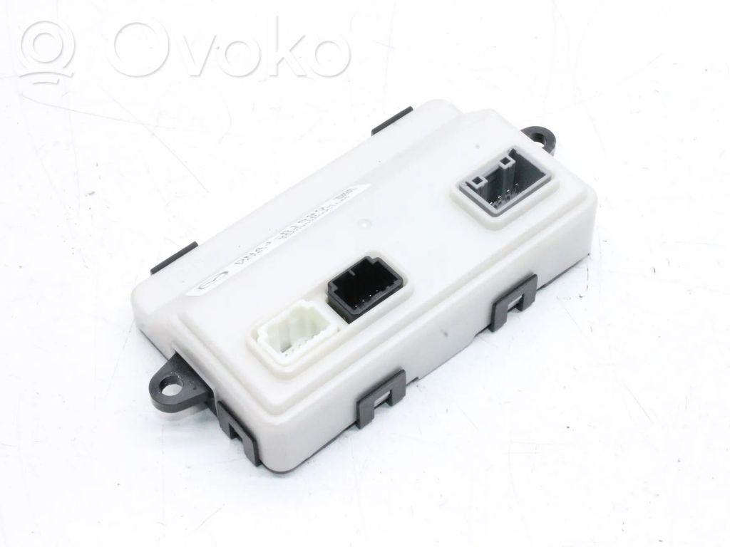 Fan control module   DN4J61590