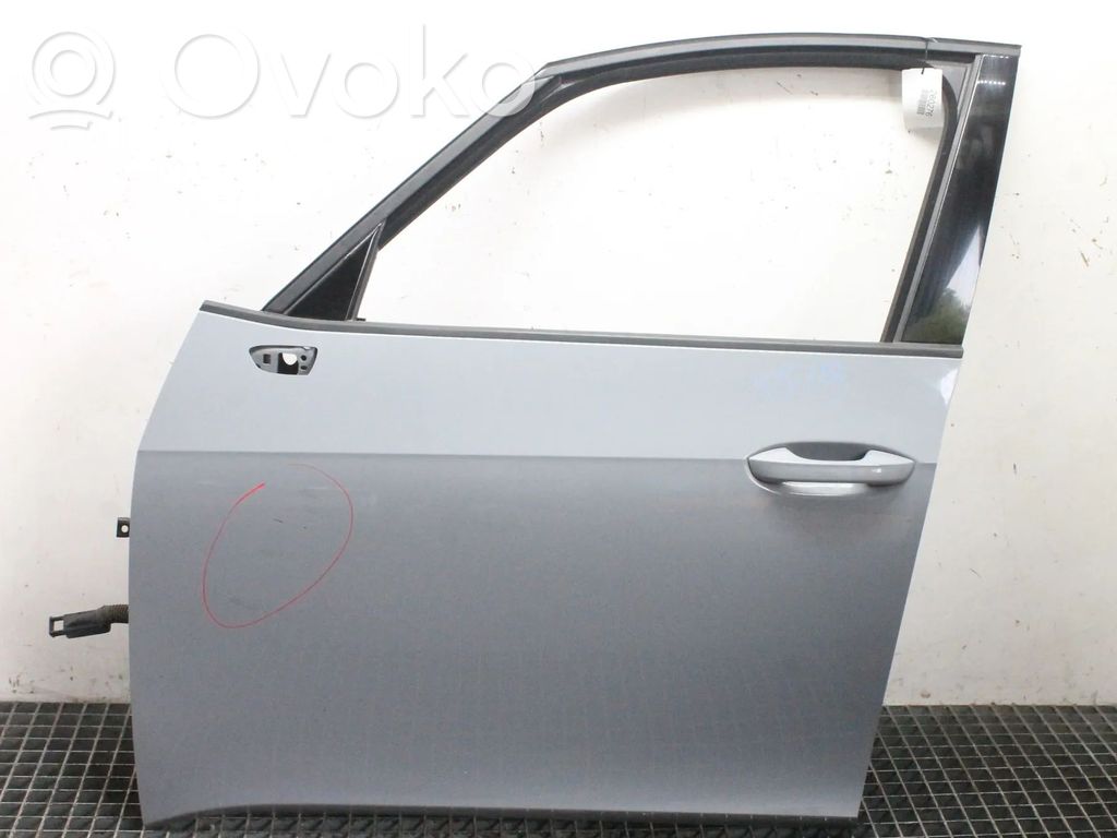 Cupra Born Puerta delantera 