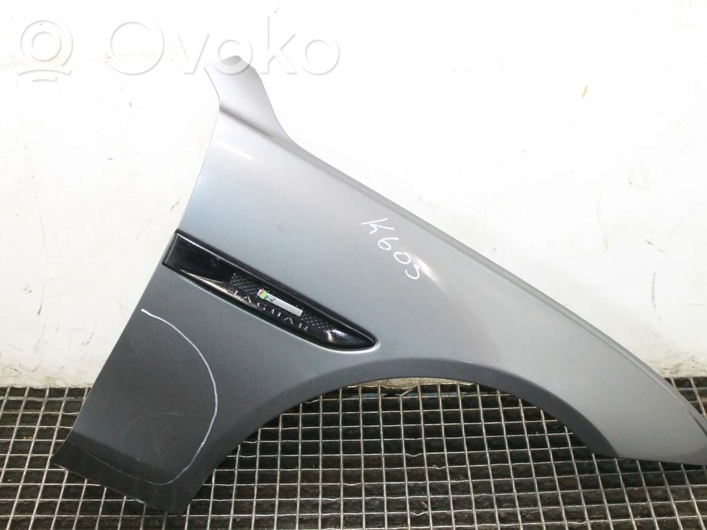 Jaguar XE Lokasuoja 